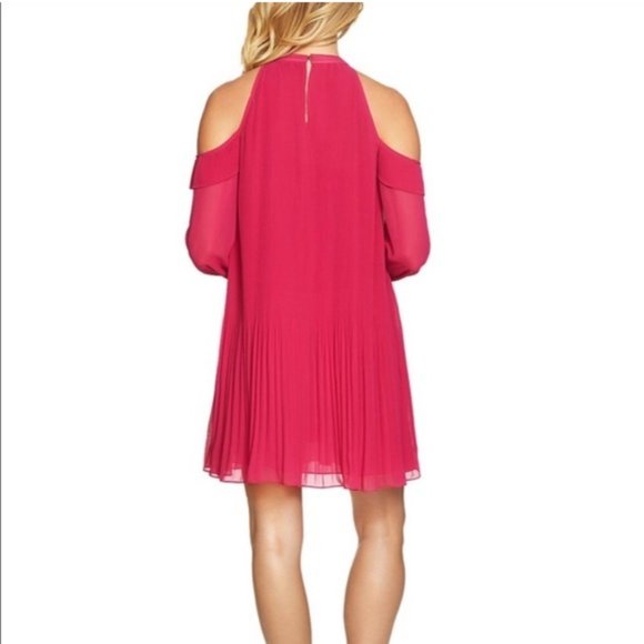 NWT 10P CeCe Cold Shoulder Chiffon Trapeze Dress - Picture 3 of 5
